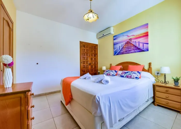 Guzman - Alba 빌라 *