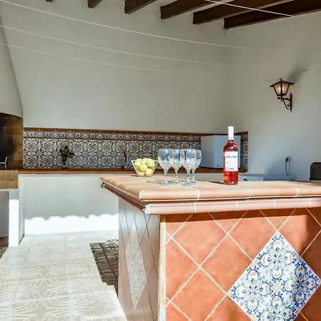 Villa Guzman - Alba