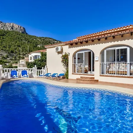 Villa Guzman - Alba *