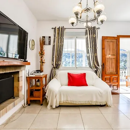 Guzman - Alba Villa Calp