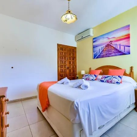 Guzman - Alba Villa *